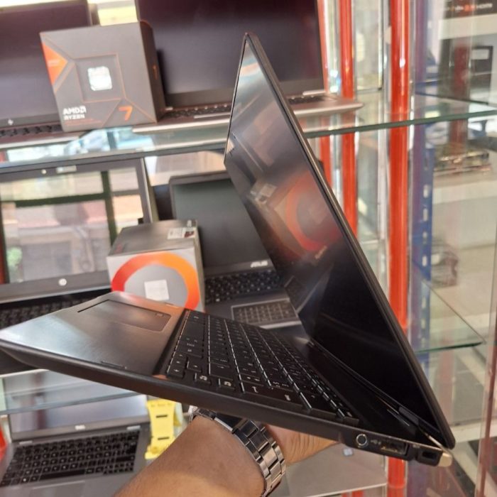 Laptop Toshiba Dynabook X20 Occasion 13.3 tactile 360° i5 8éme 256GB 8GB 05